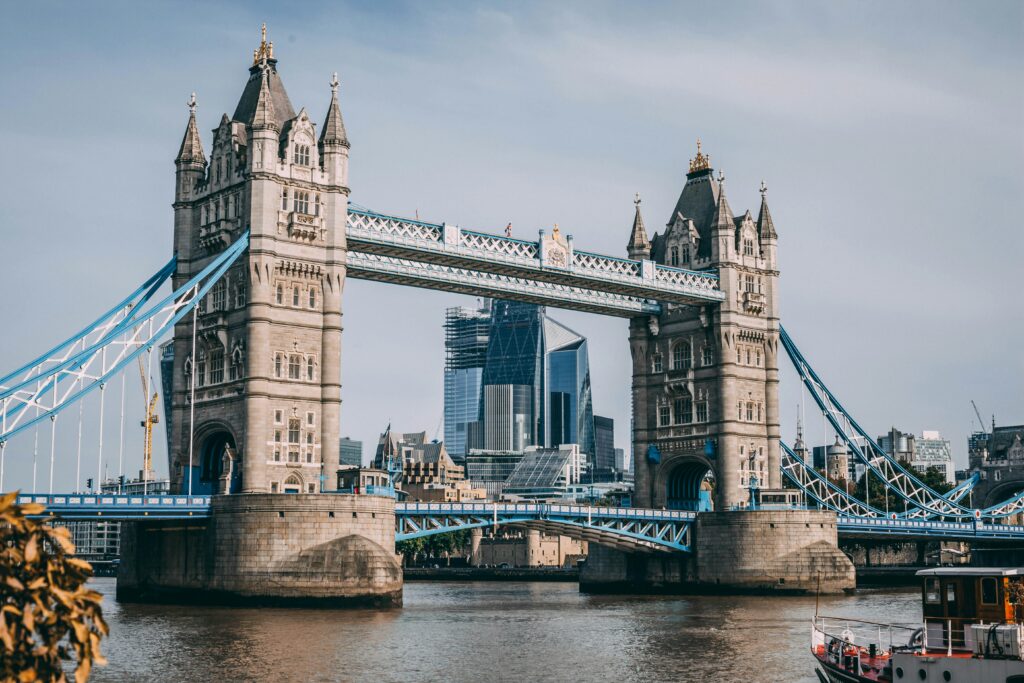 What are the requirements for obtaining the Global Talent Visa?